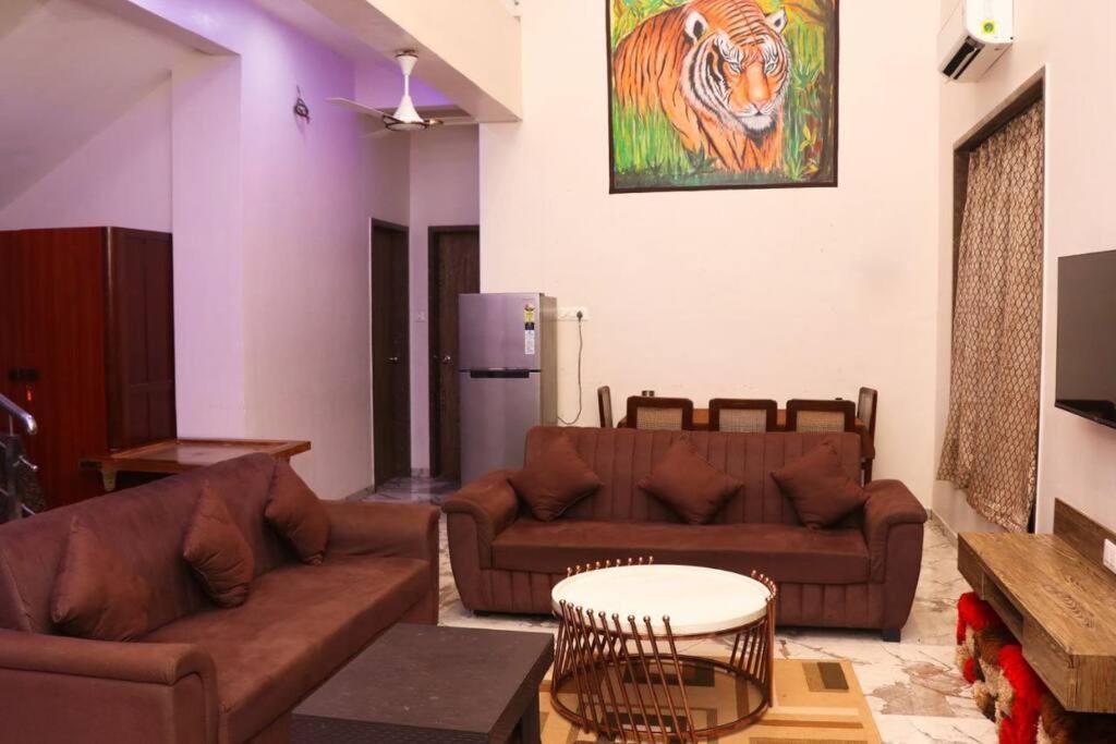 הוילה מומביי Gk Beach House 5Bhk Pvt Pool מראה חיצוני תמונה