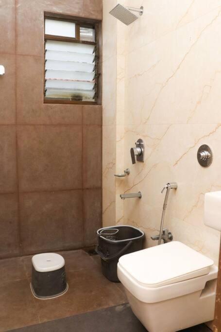 הוילה מומביי Gk Beach House 5Bhk Pvt Pool מראה חיצוני תמונה